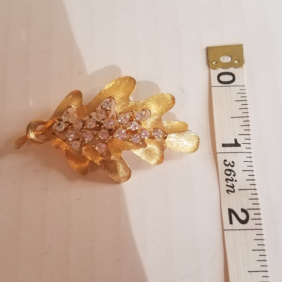 Gold rhinestone leaf brooch 4g4 - Picture 5 of 5